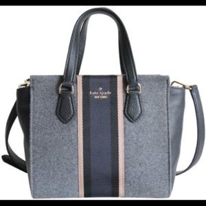 Gently used kate spade purse